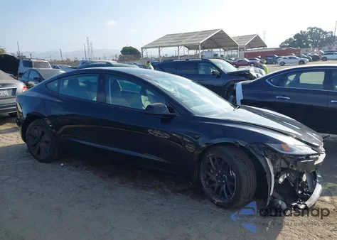 2025 Tesla Model 3 Long Range Rear-Wheel Drive из США, поврежденный, VIN 5YJ3E1EA3SF968930